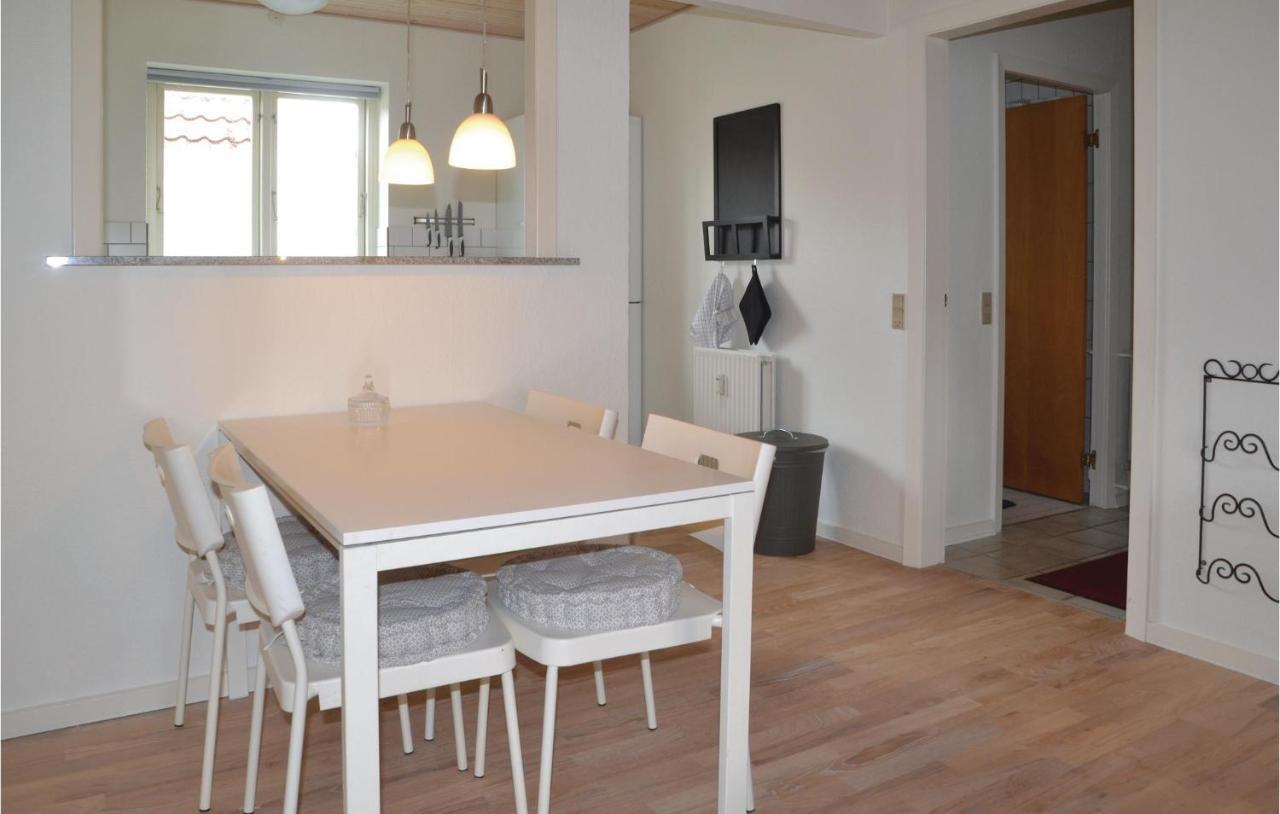 Cozy Apartment In Varde With Kitchen Exterior foto